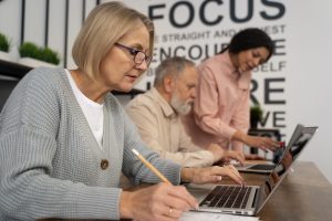 Diversidade Geracional: Como a gestão de talentos eficaz une as diferentes gerações do mercado de trabalho