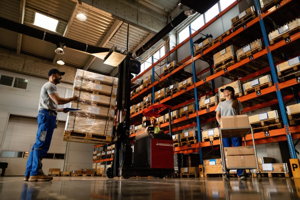 Gestão de dados na logística: Como sair do caos das planilhas e levar eficiência à sua gestão
